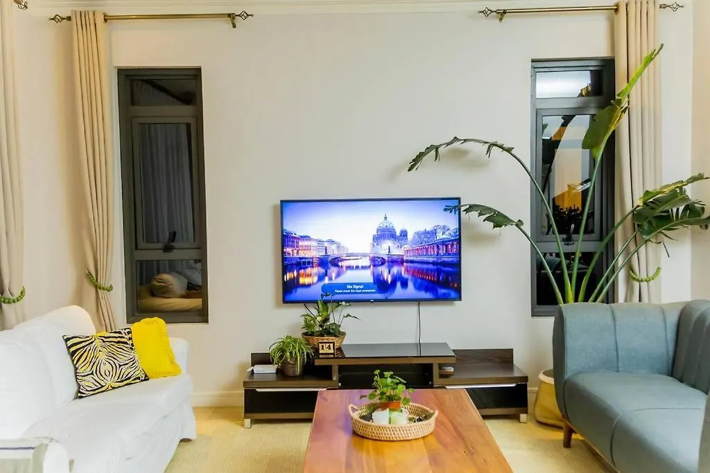 Greenleaf Town House Kampala Villa